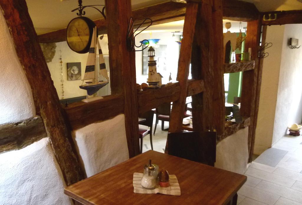 Gaestehaus Zum Anker เบอซิกไฮม์ ภายนอก รูปภาพ